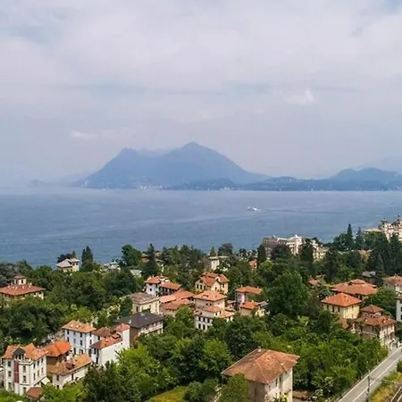 Angela Villa Stresa